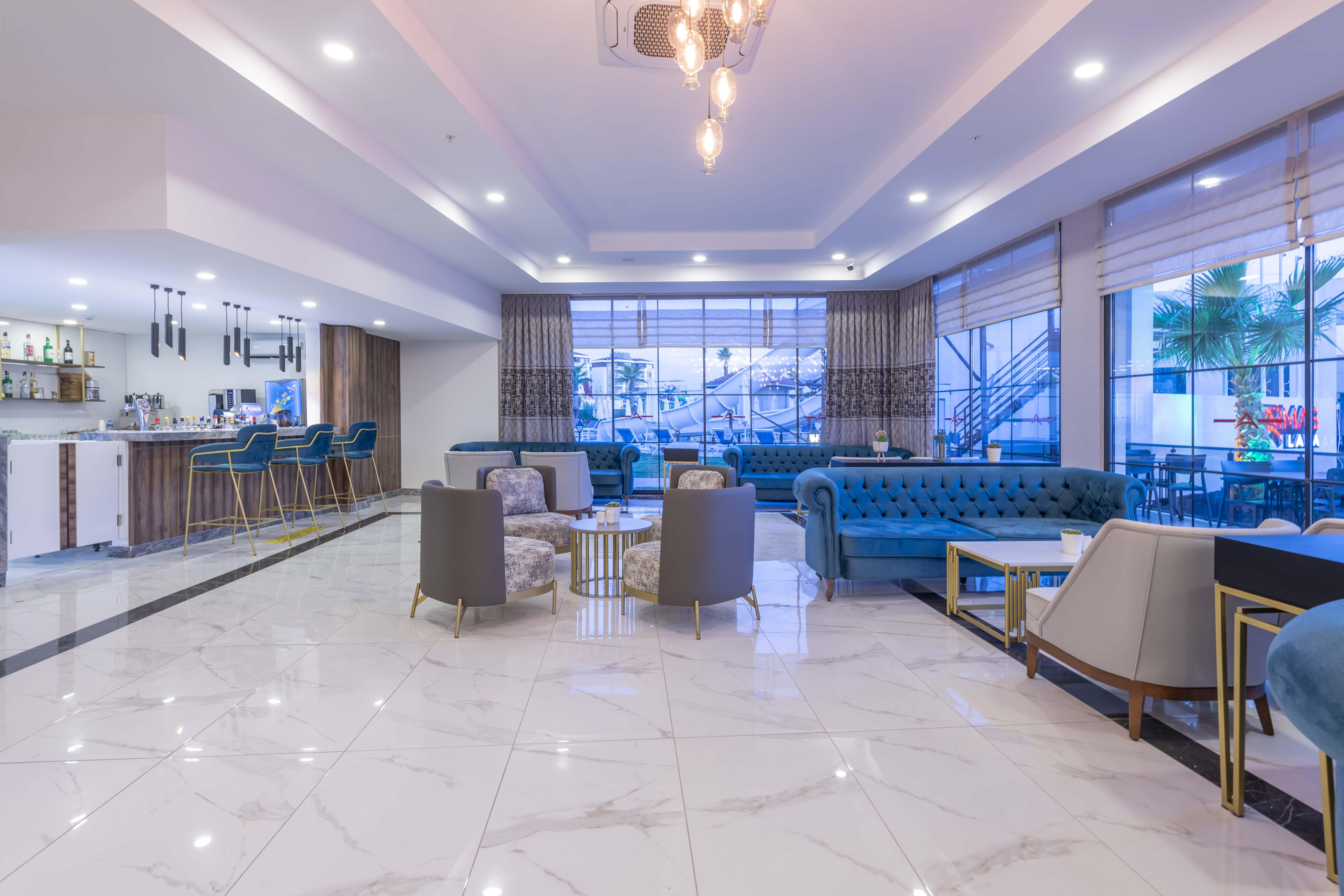 Royal Towers Lara Hotel Antalya Exterior foto