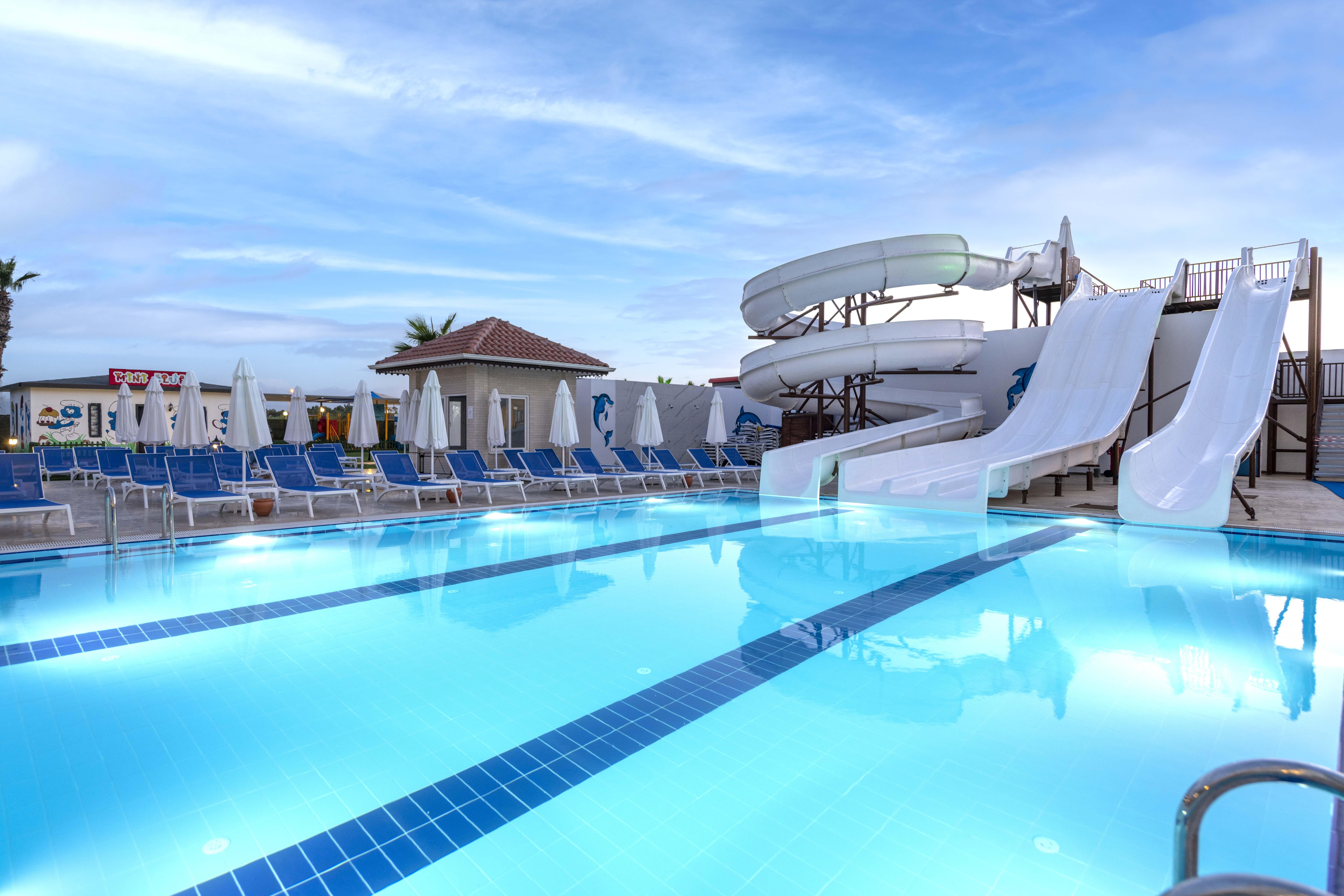 Royal Towers Lara Hotel Antalya Exterior foto