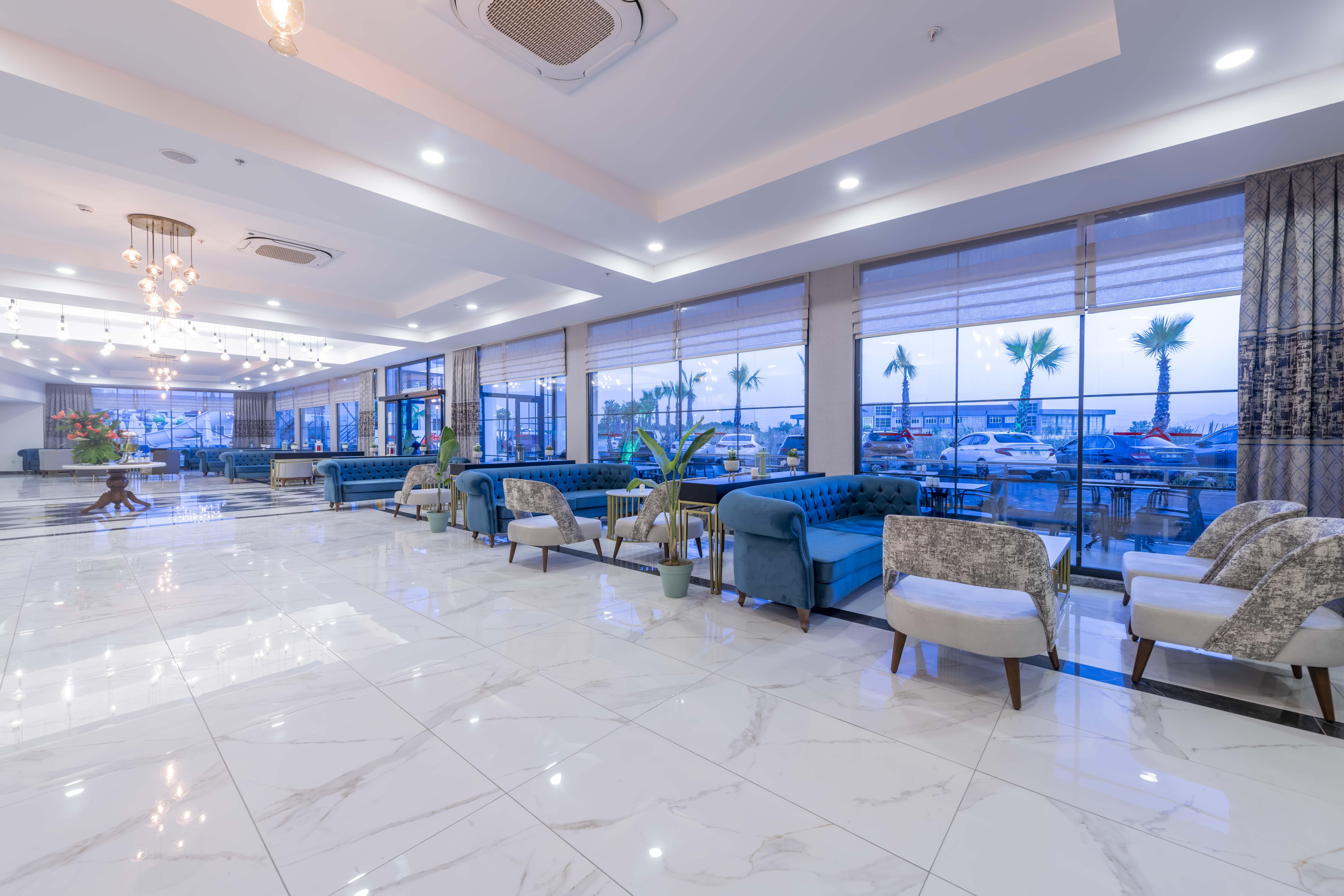 Royal Towers Lara Hotel Antalya Exterior foto