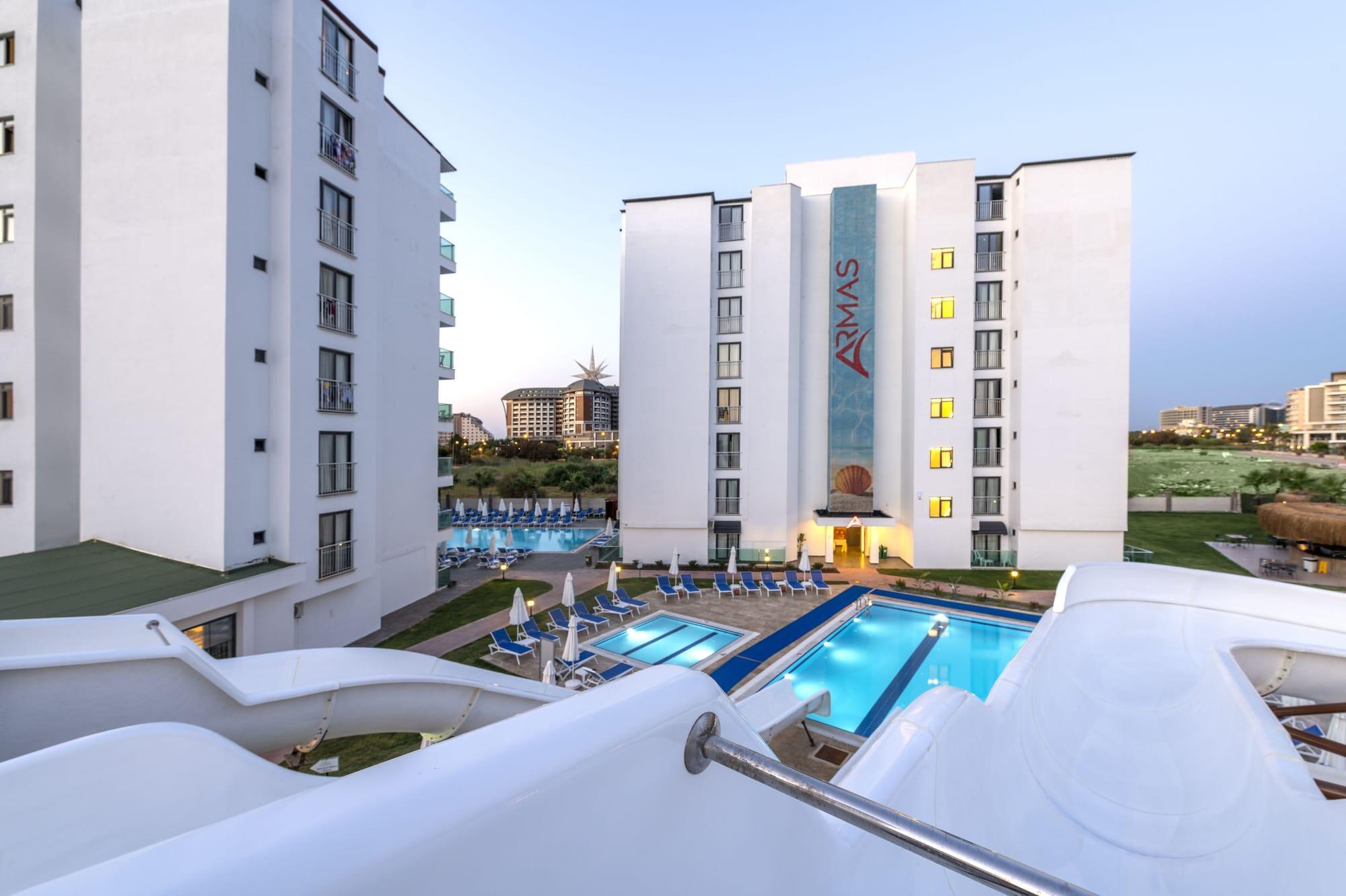 Royal Towers Lara Hotel Antalya Exterior foto